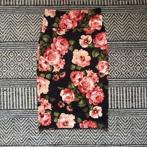 Modest floral bodycon skirt